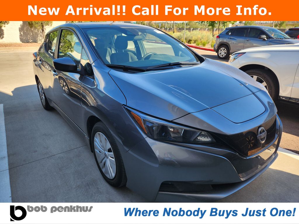 2025 Nissan Leaf S