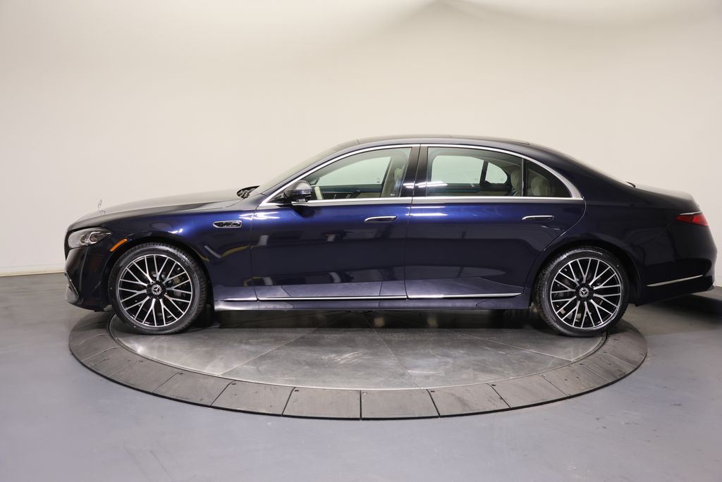 Thumbnail: 2027 Mercedes-Benz S-Class - 2