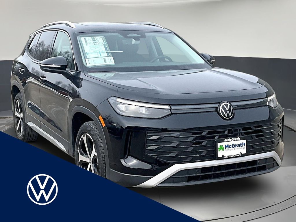 Deep Black Pearl 2026 Volkswagen Tiguan SE 4Motion SUV / Crossover All-Wheel Drive 8-Speed Automatic