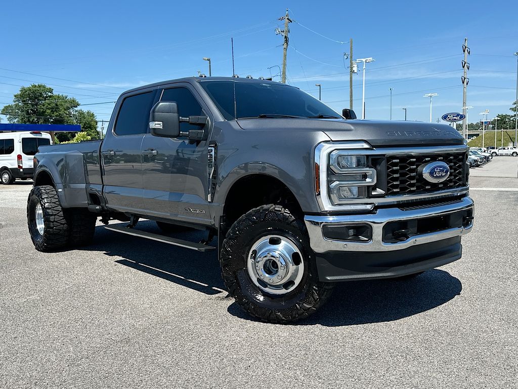 2024 Ford F-350SD Lariat