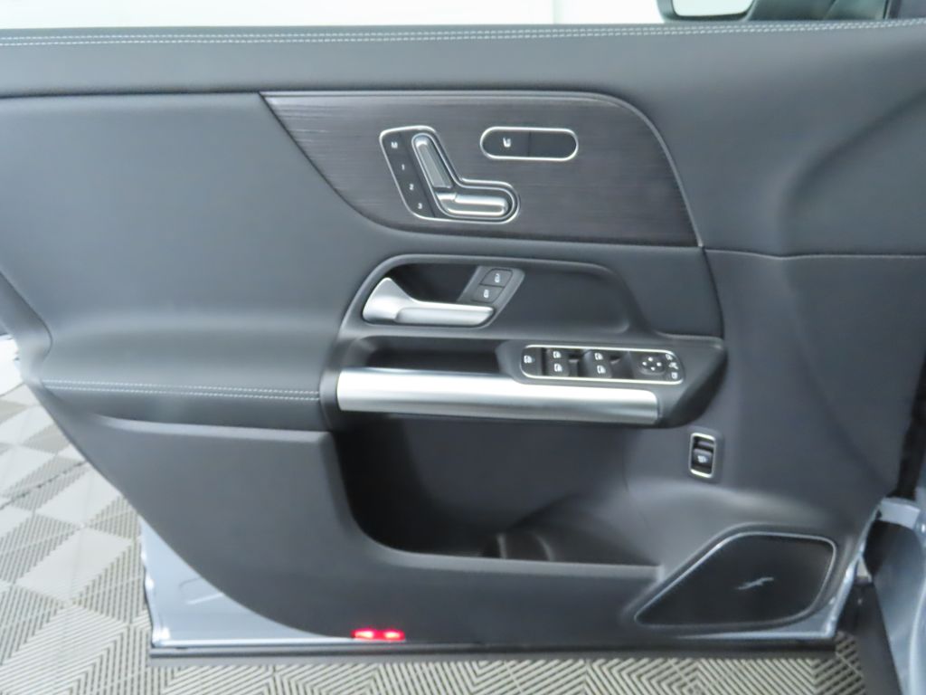 Thumbnail: 2026 Mercedes-Benz GLA - 25