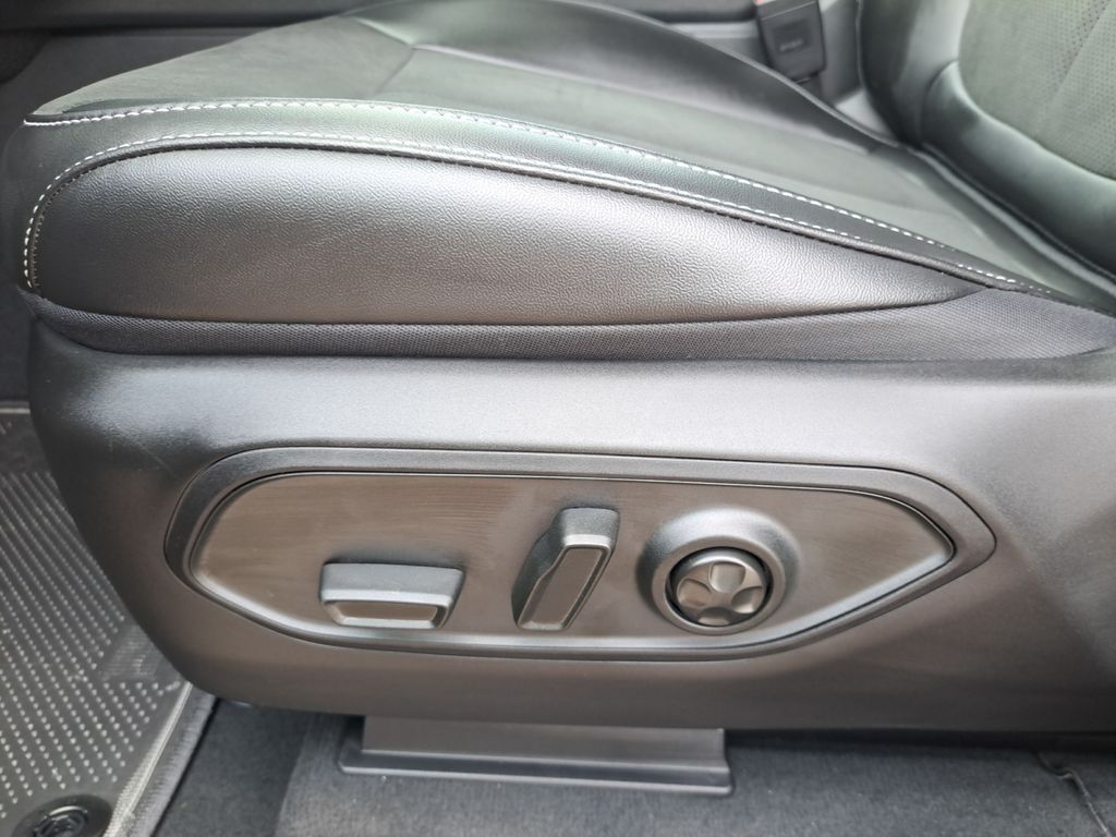 New Car 2025 Jeep Grand Cherokee L  Altitude X For Sale Under $40,000 In Austin, Texas