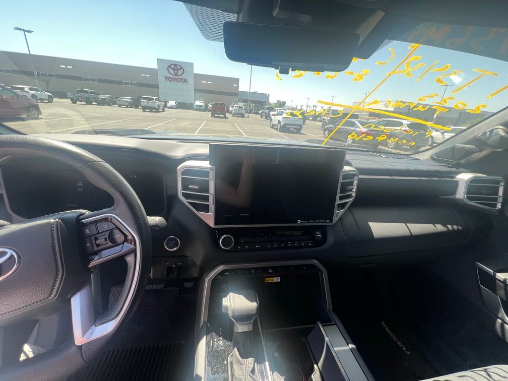 Thumbnail: 2023 Toyota Tundra - 10