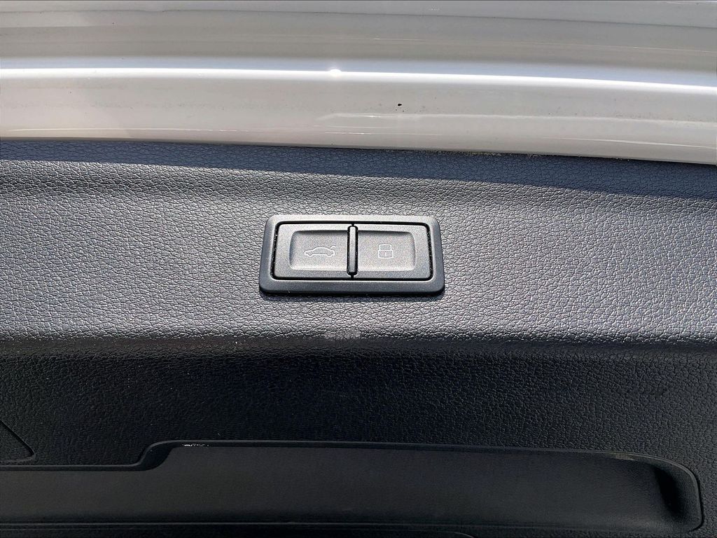 2023 Audi Q3 — photo 36