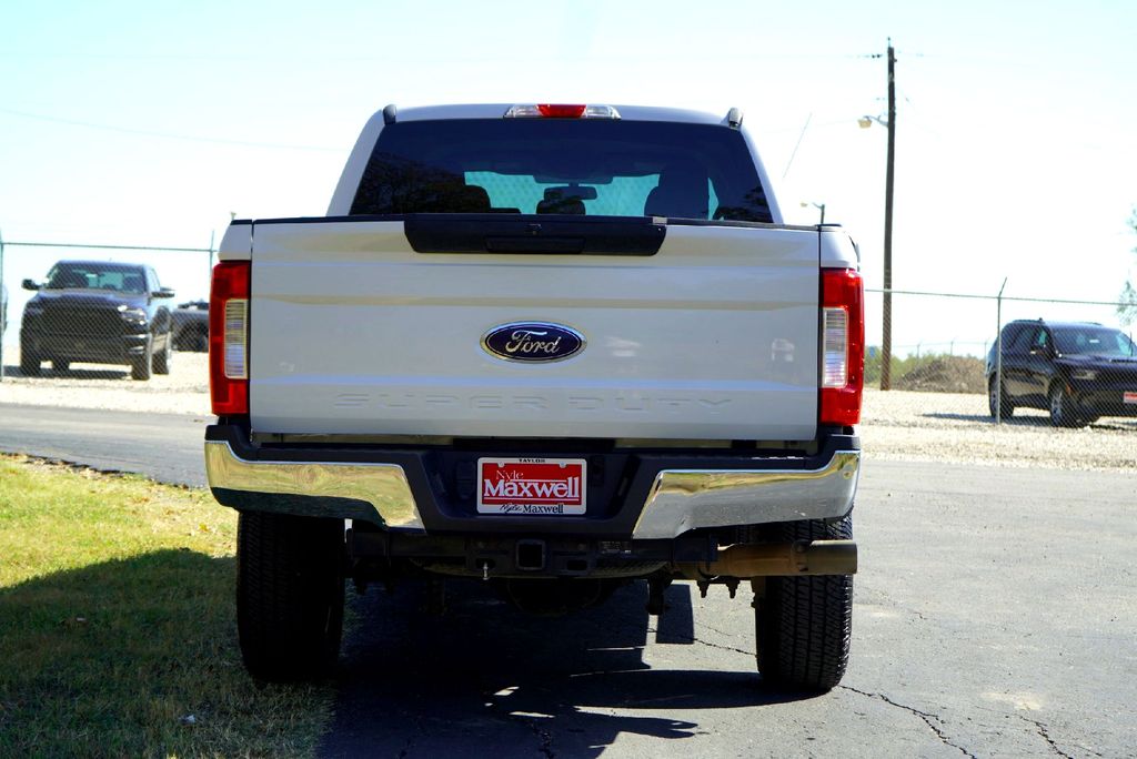 Used Car 2017 Ford F-250sd  Xlt For Sale Under $35,000 In Taylor, Texas