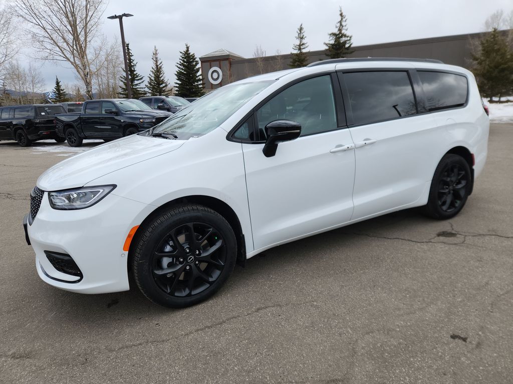 2026 Chrysler Pacifica Limited