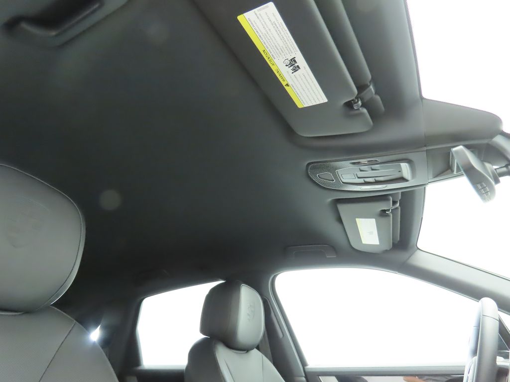 Thumbnail: 2025 Porsche Cayenne - 21