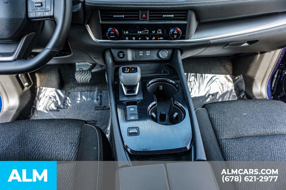 Used 2025 Blue Nissan SV image 39