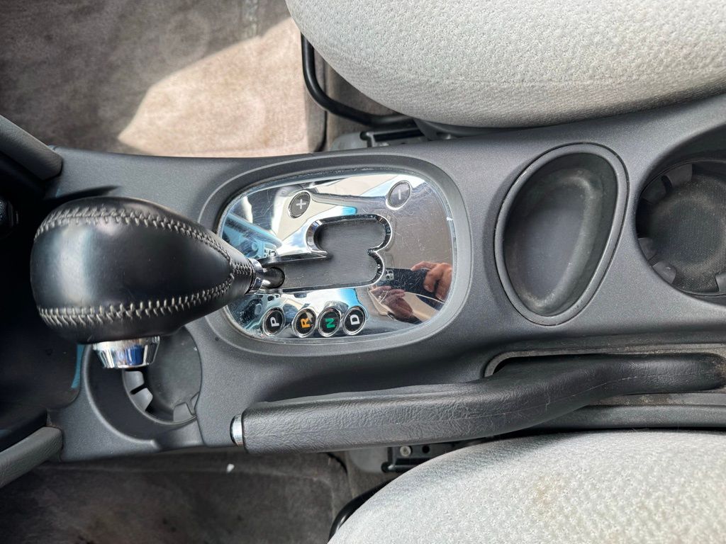 Used Car 2005 Hyundai Santa Fe  Gls For Sale Under $10,000 In Georgetown, Texas