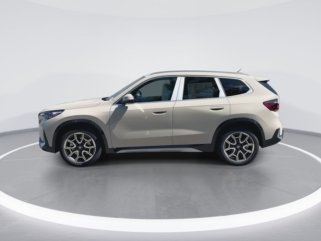 Thumbnail: 2027 BMW X1 - 5