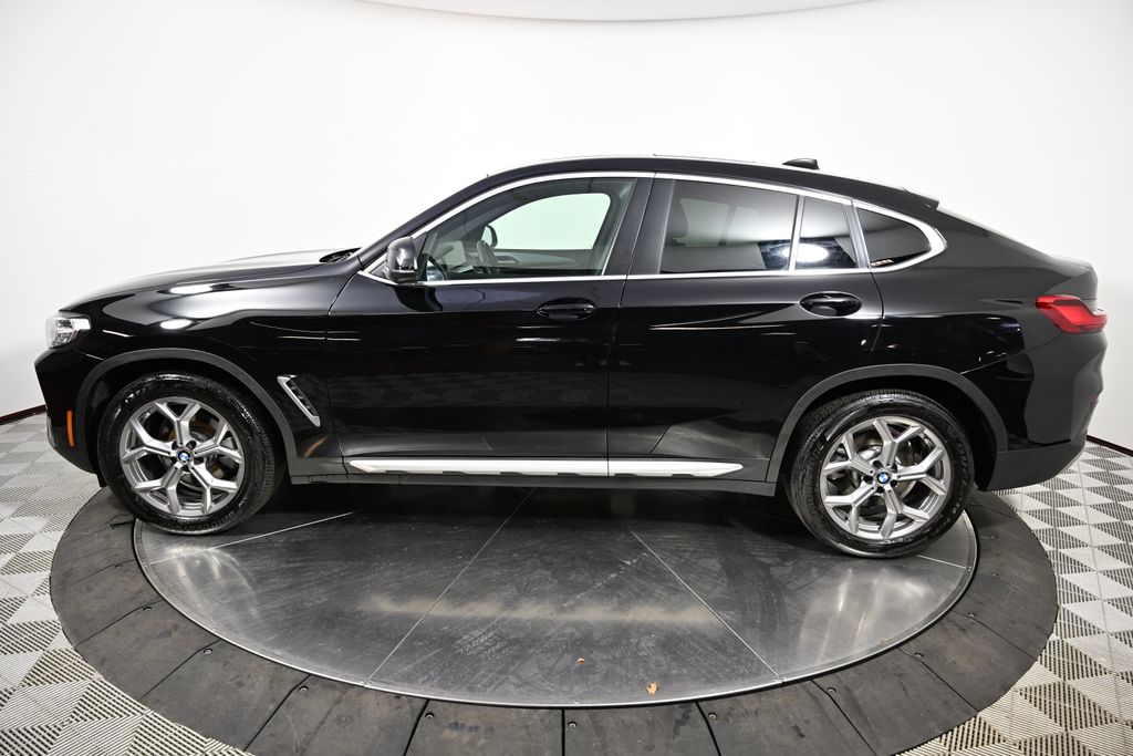 Thumbnail: 2023 BMW X4 - 2