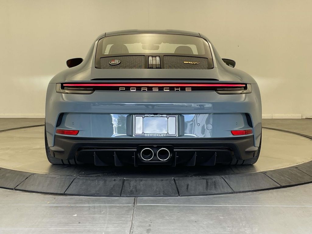 2024 Porsche 911 S/T - 5