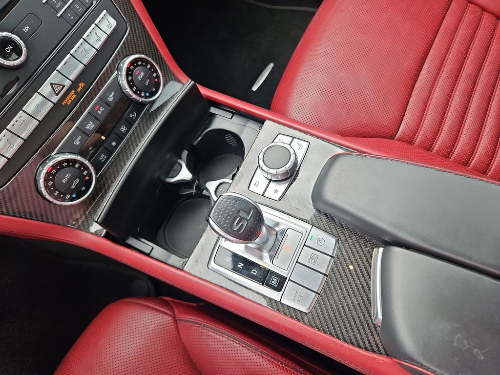 2018 Mercedes-Benz SL Roadster 23