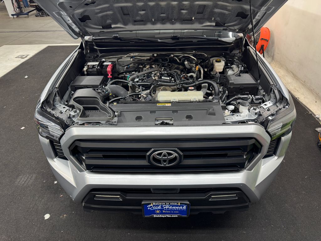 2024 Toyota Tacoma SR5