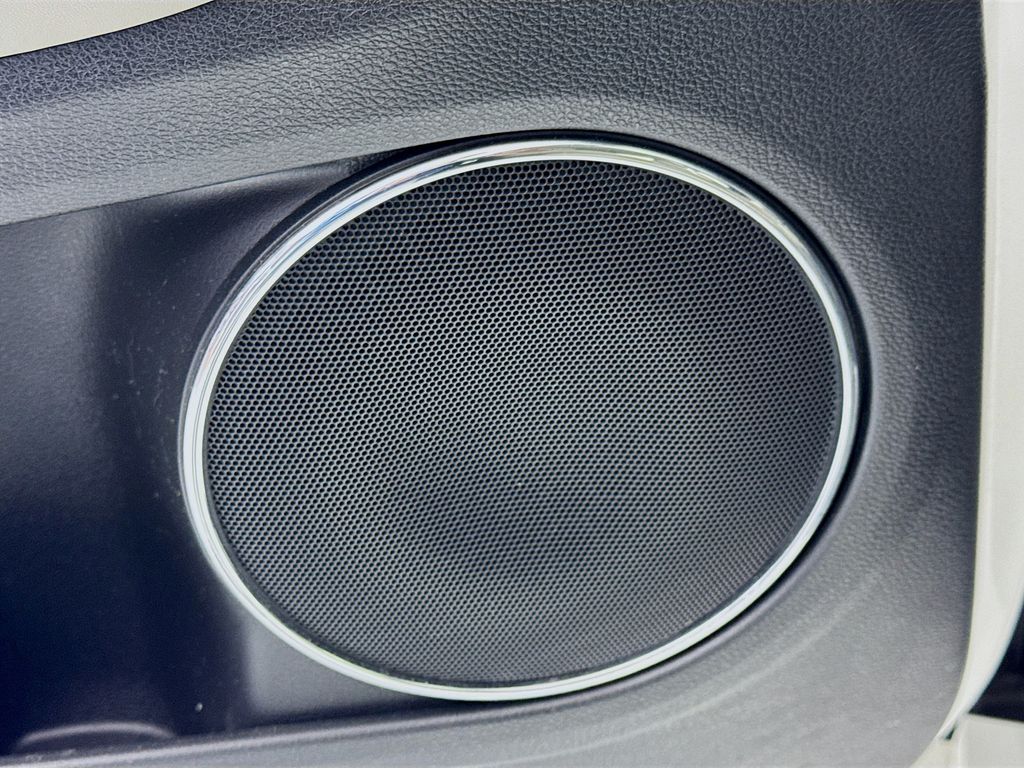 Used Car 2020 Honda Hr-v  Touring For Sale Under $30,000 In Austin, Texas