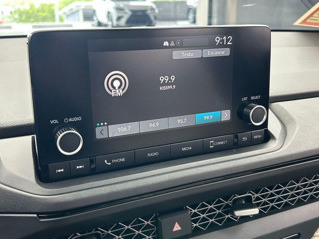 Used 2023 White Honda EX image 20