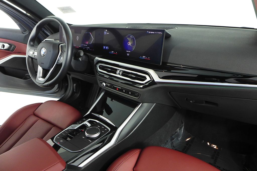 Thumbnail: 2024 BMW 3 Series - 13