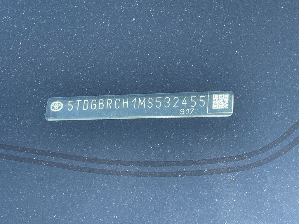 Thumbnail: 2021 Toyota Highlander - 2