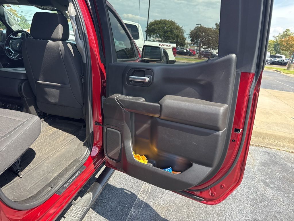 2021 Chevrolet Silverado 1500 LT photo 14