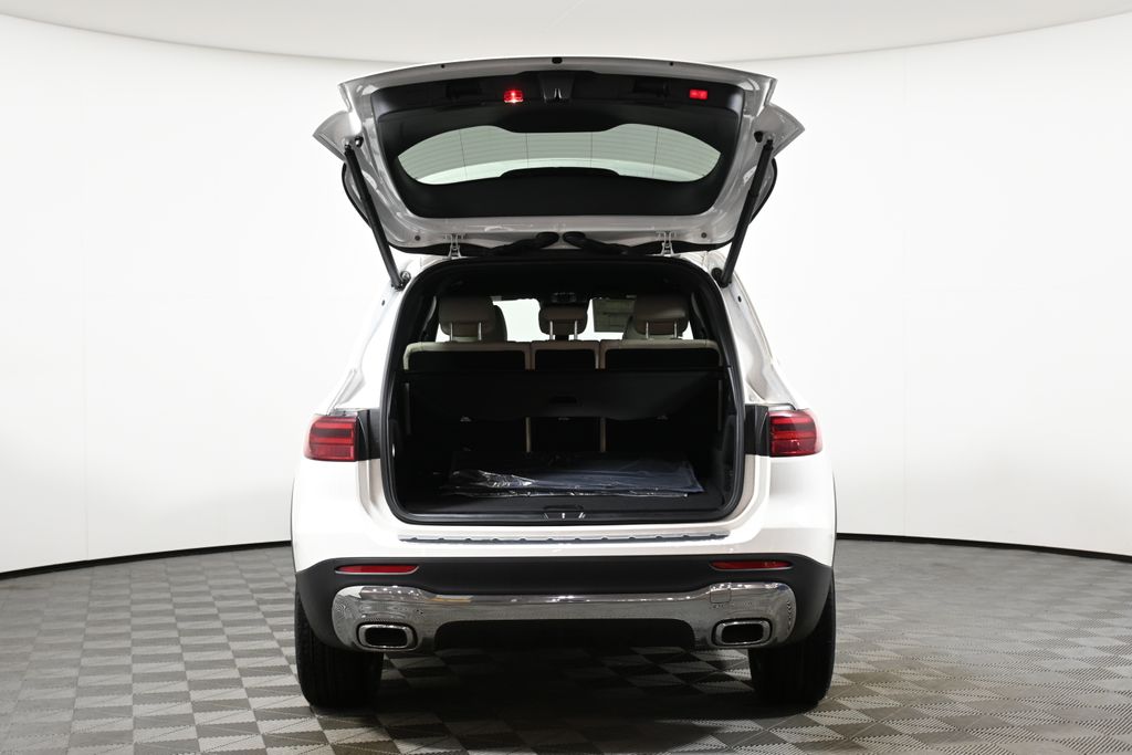 2025 Mercedes-Benz GLB 250 27