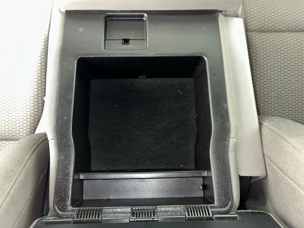 Used 2018 Black Ford XLT image 12