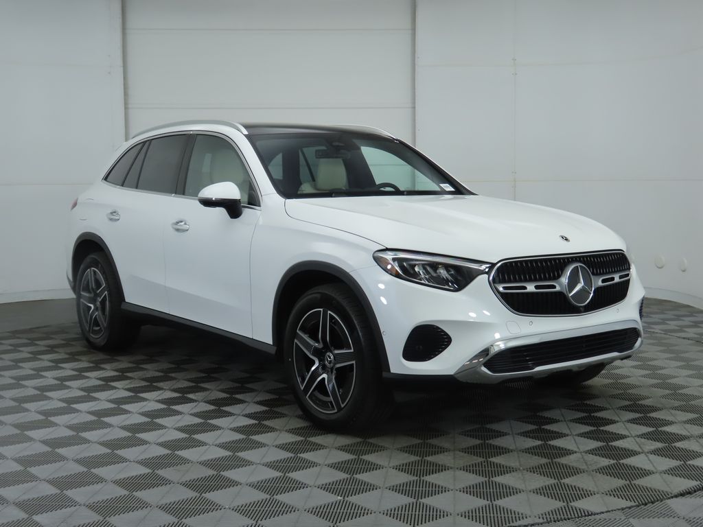 Thumbnail: 2026 Mercedes-Benz GLC - 3