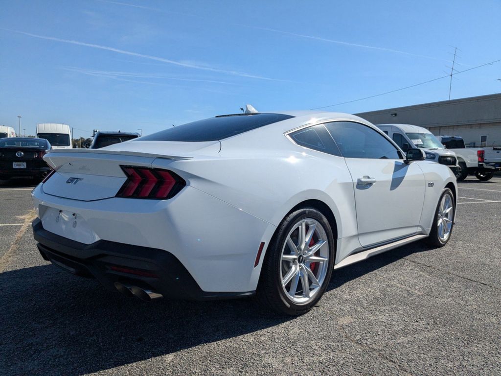 2025 Ford Mustang GT Premium Fastback