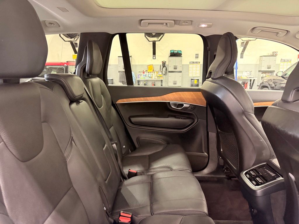 Thumbnail: 2023 Volvo XC90 - 27
