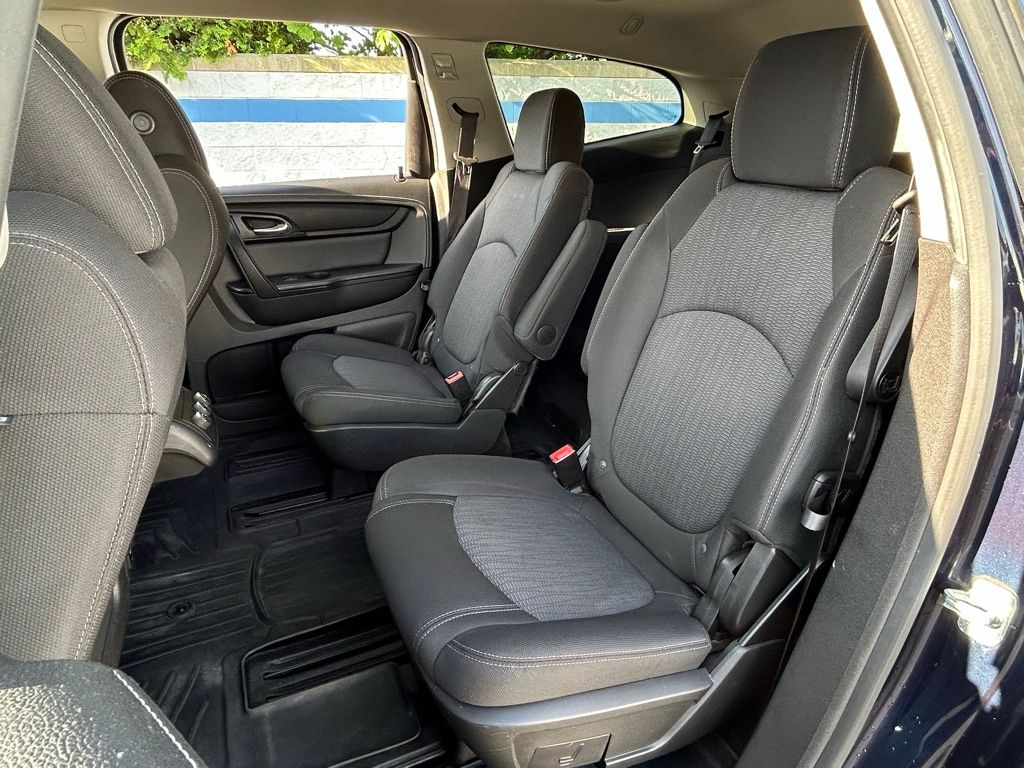 Thumbnail: 2016 Chevrolet Traverse - 19