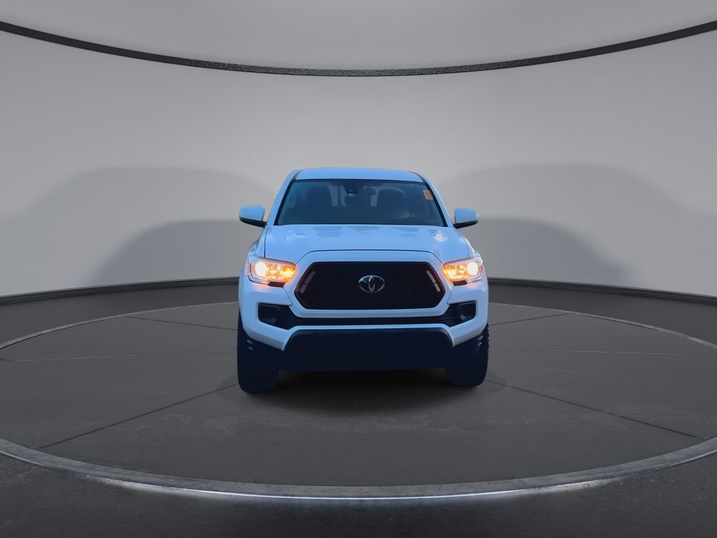 Thumbnail: 2022 Toyota Tacoma - 3