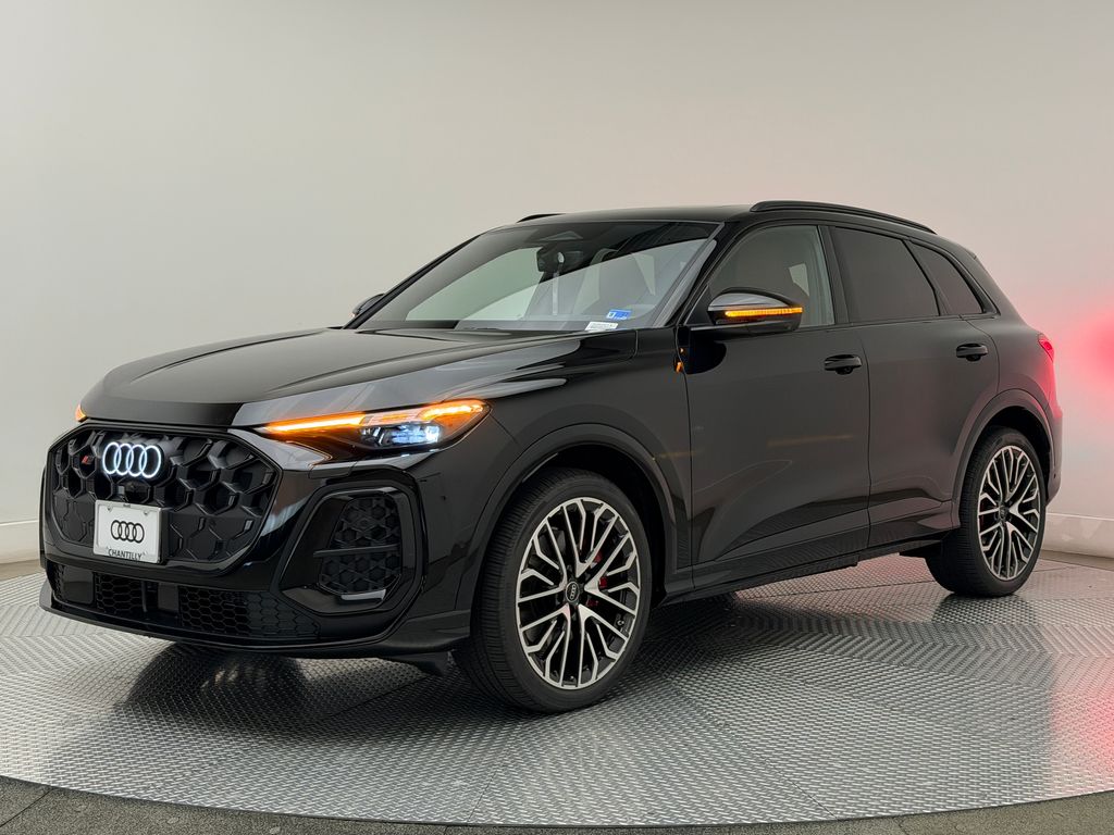 Thumbnail: 2026 Audi SQ5 - 4