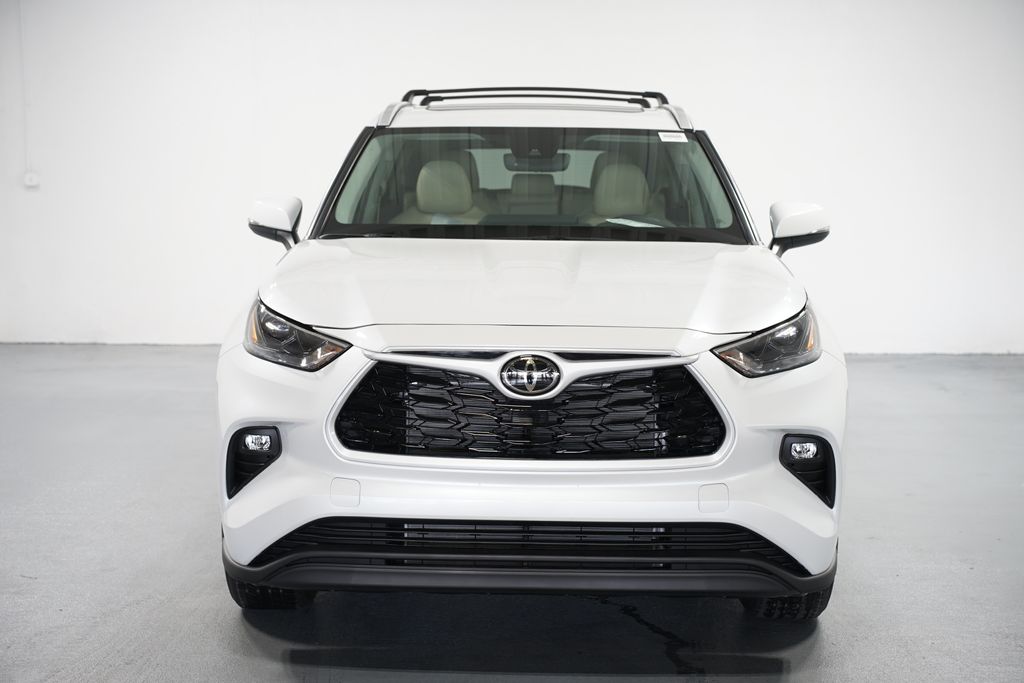 Thumbnail: 2025 Toyota Highlander - 2