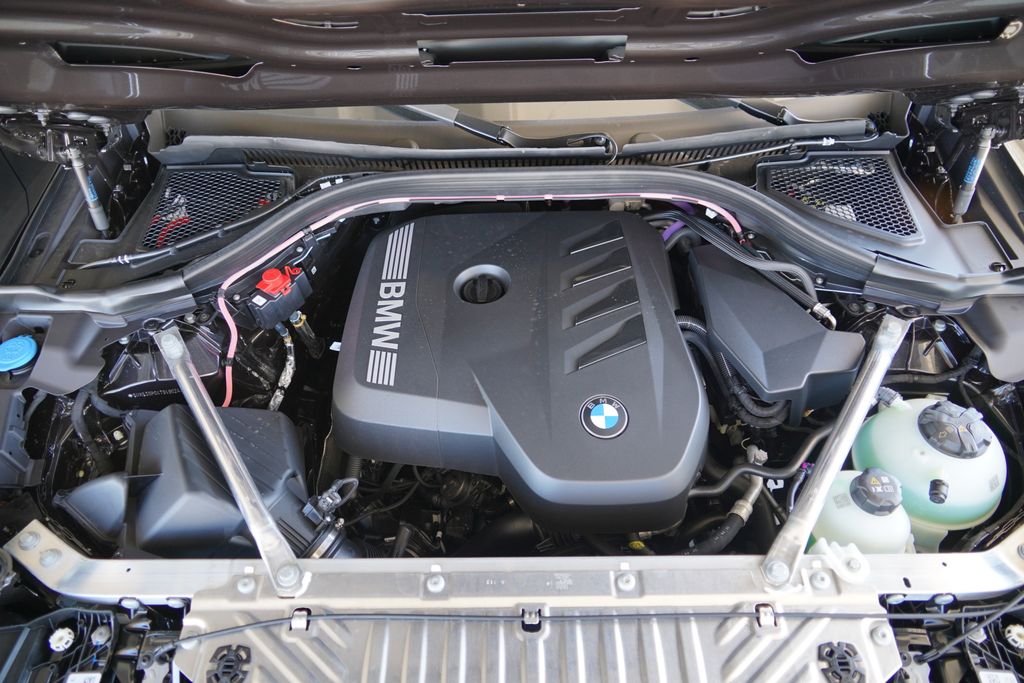 Thumbnail: 2026 BMW X3 - 21