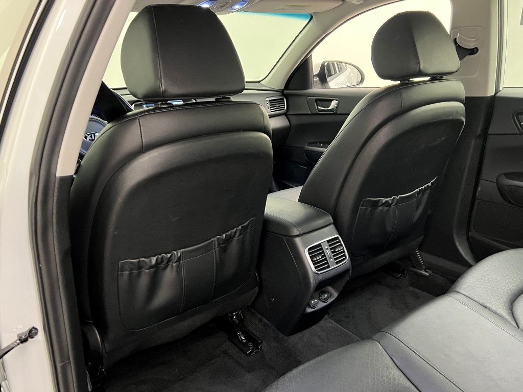 Thumbnail: 2018 Kia Optima - 22