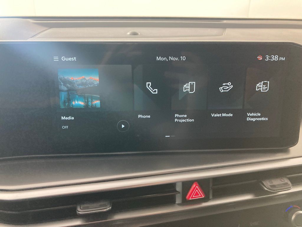 View vehicle photo 3