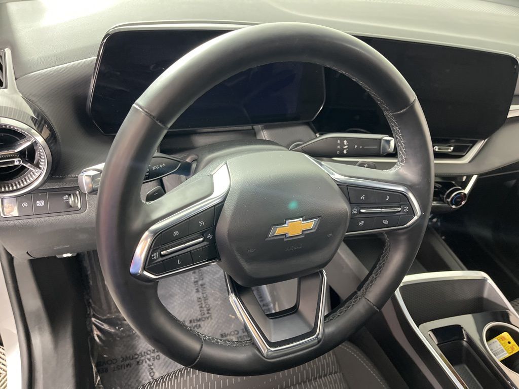 Thumbnail: 2025 Chevrolet Equinox - 26