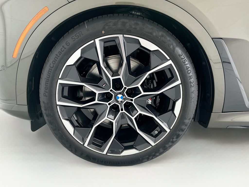 Thumbnail: 2027 BMW X7 - 29