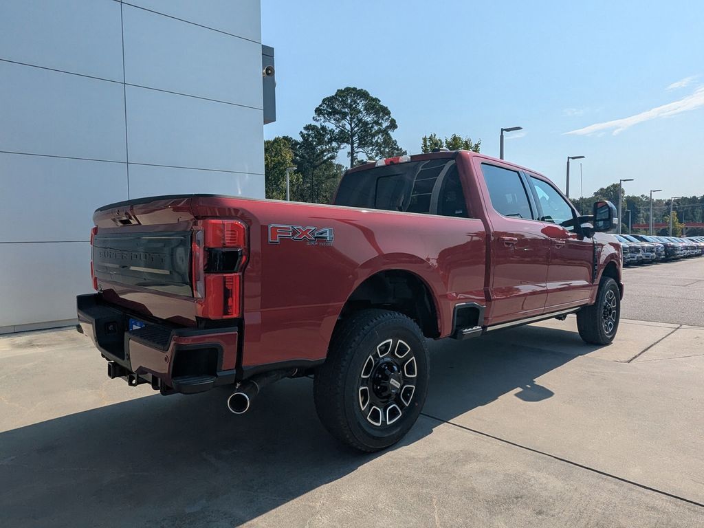 2026 Ford Super Duty F-350 SRW Platinum