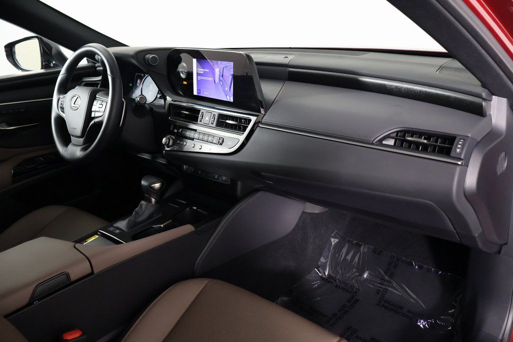 Thumbnail: 2025 Lexus ES - 9