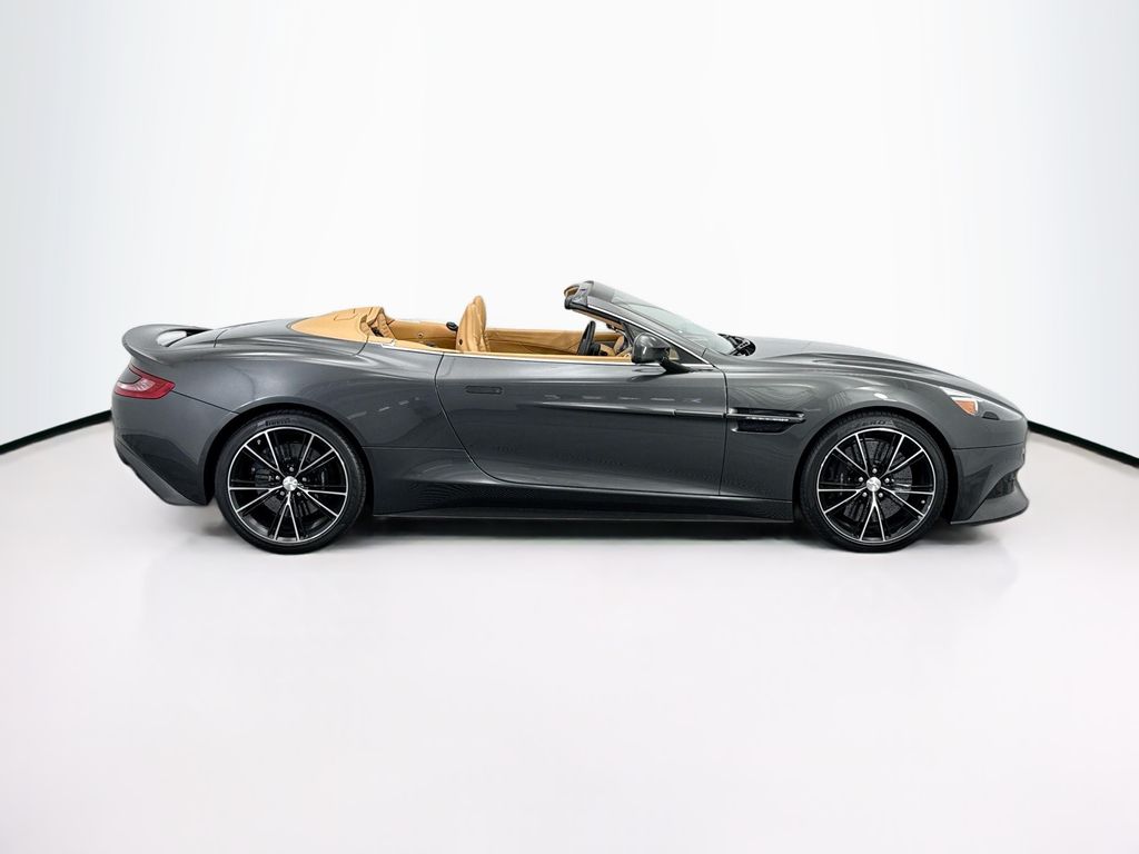 Thumbnail: 2014 Aston Martin Vanquish - 4