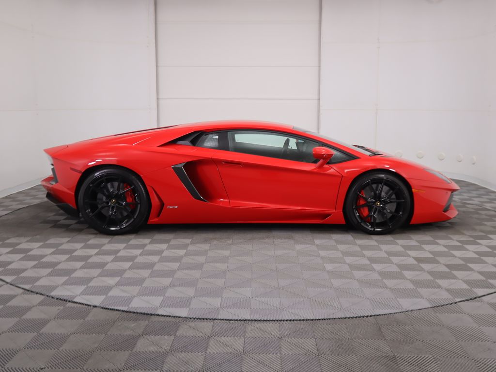 2014 Lamborghini Aventador  4