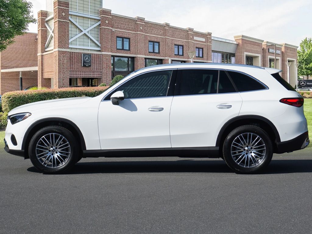 Thumbnail: 2026 Mercedes-Benz GLC - 8