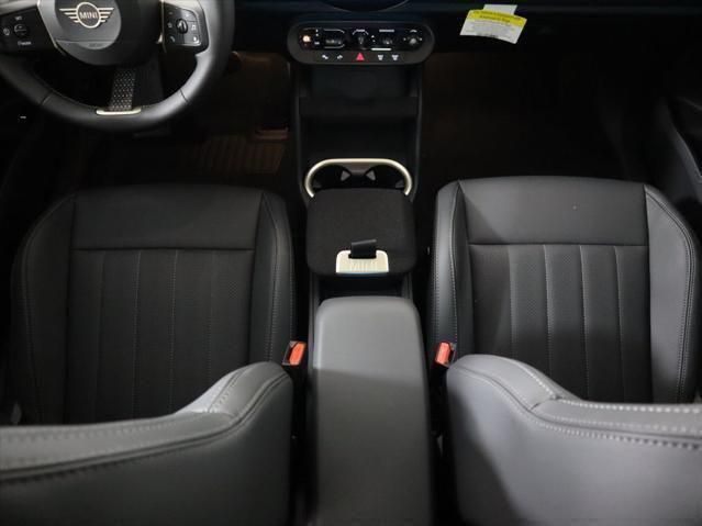 Thumbnail: 2026 MINI Cooper Countryman - 17