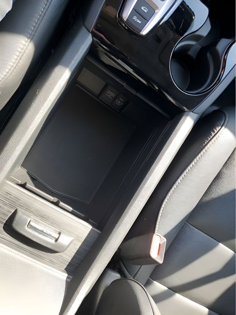 Used Car 2022 Honda Pilot  Touring For Sale Under $35,000 In Austin, Texas