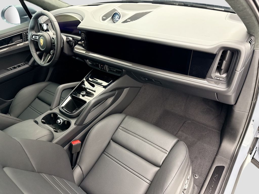 Thumbnail: 2026 Porsche Cayenne - 19