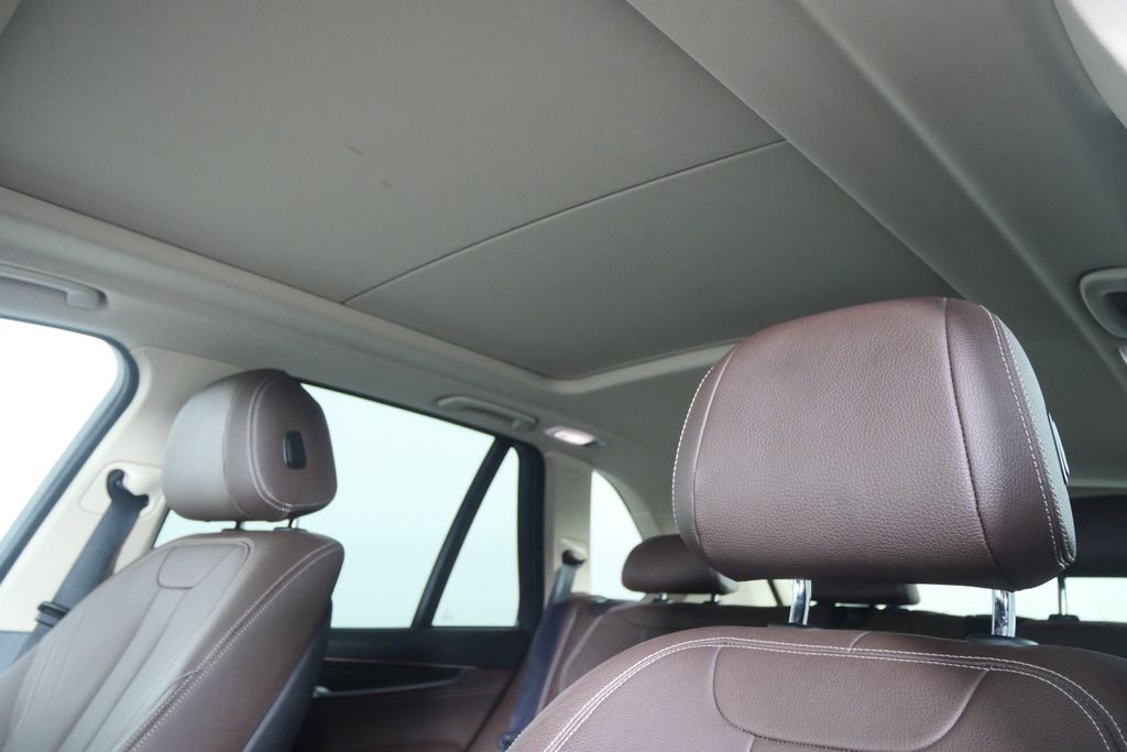 Thumbnail: 2015 BMW X5 - 10