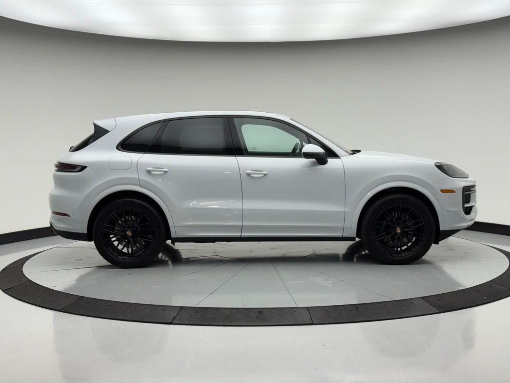 Thumbnail: 2026 Porsche Cayenne - 6