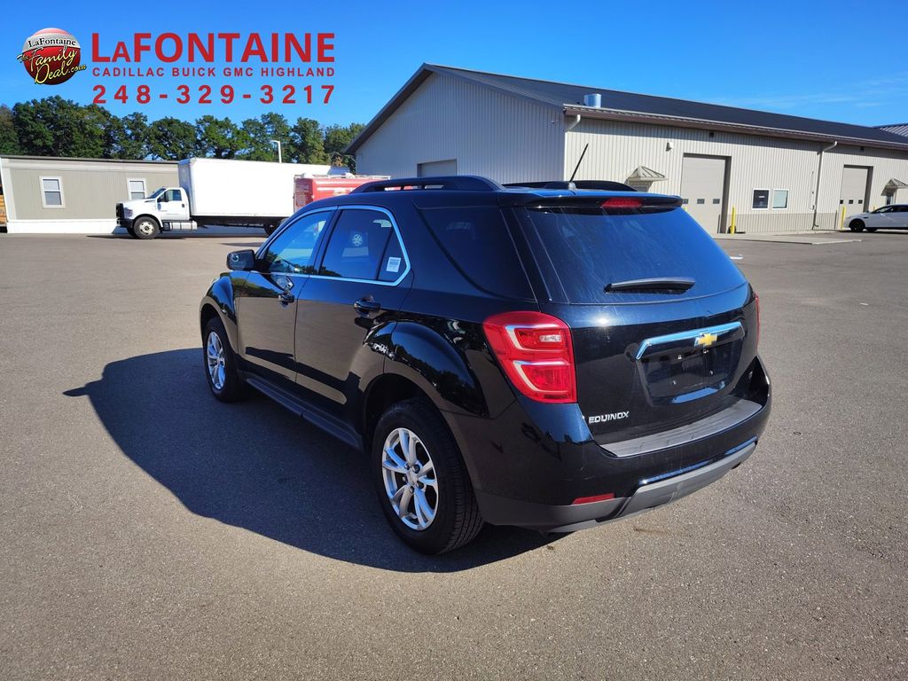 2017 Chevrolet Equinox LT 36