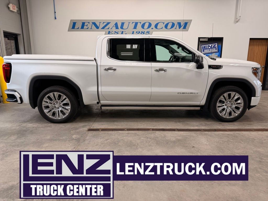2020 GMC Sierra 1500 Denali Crew Cab 4WD