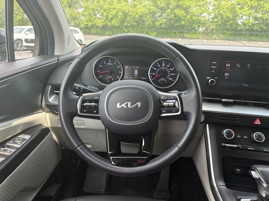 Thumbnail: 2024 Kia Carnival - 12